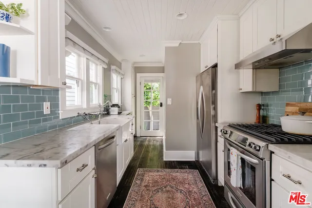 $7,500 | 224 San Juan Avenue, Venice, CA 90291