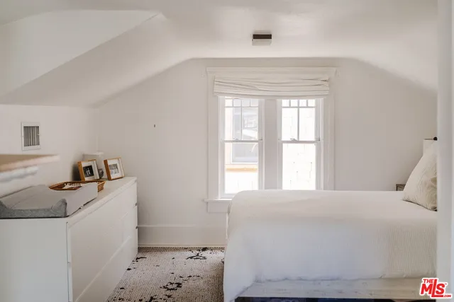 $7,500 | 224 San Juan Avenue, Venice, CA 90291