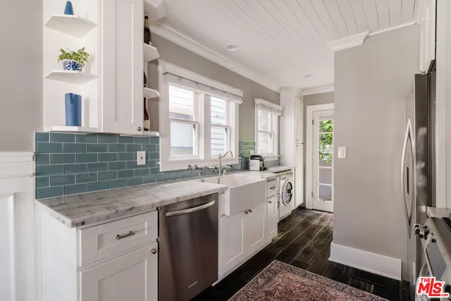 $7,500 | 224 San Juan Avenue, Venice, CA 90291