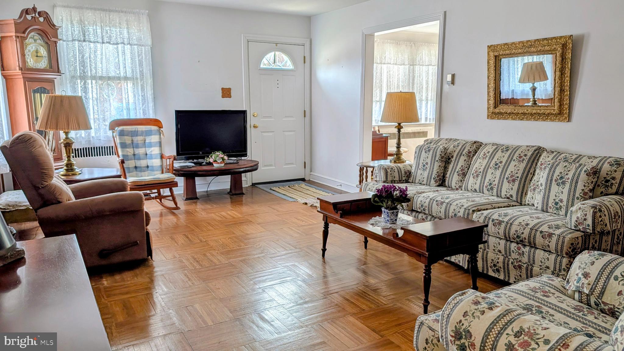 542 Crum Lynne Road Ridley Park, PA 19078 - Photo 10 of 30 Parquet hardwood floors.