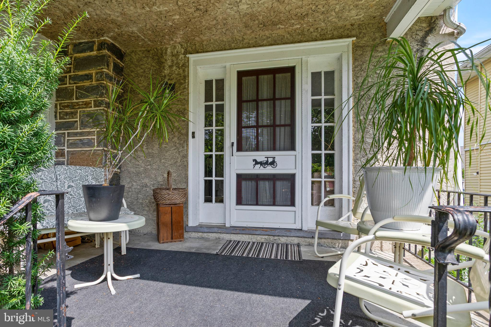 316 Oxford Road Havertown, PA 19083 - Photo 3 of 27 Gallery Image 3