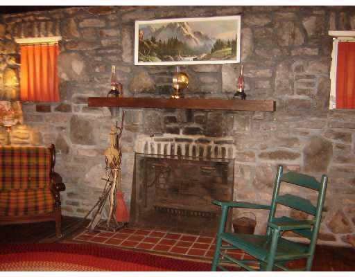 621 Hemlock Road Johnstown, PA 15905 - Photo 5 of 8 Den/Family/Great Room.
