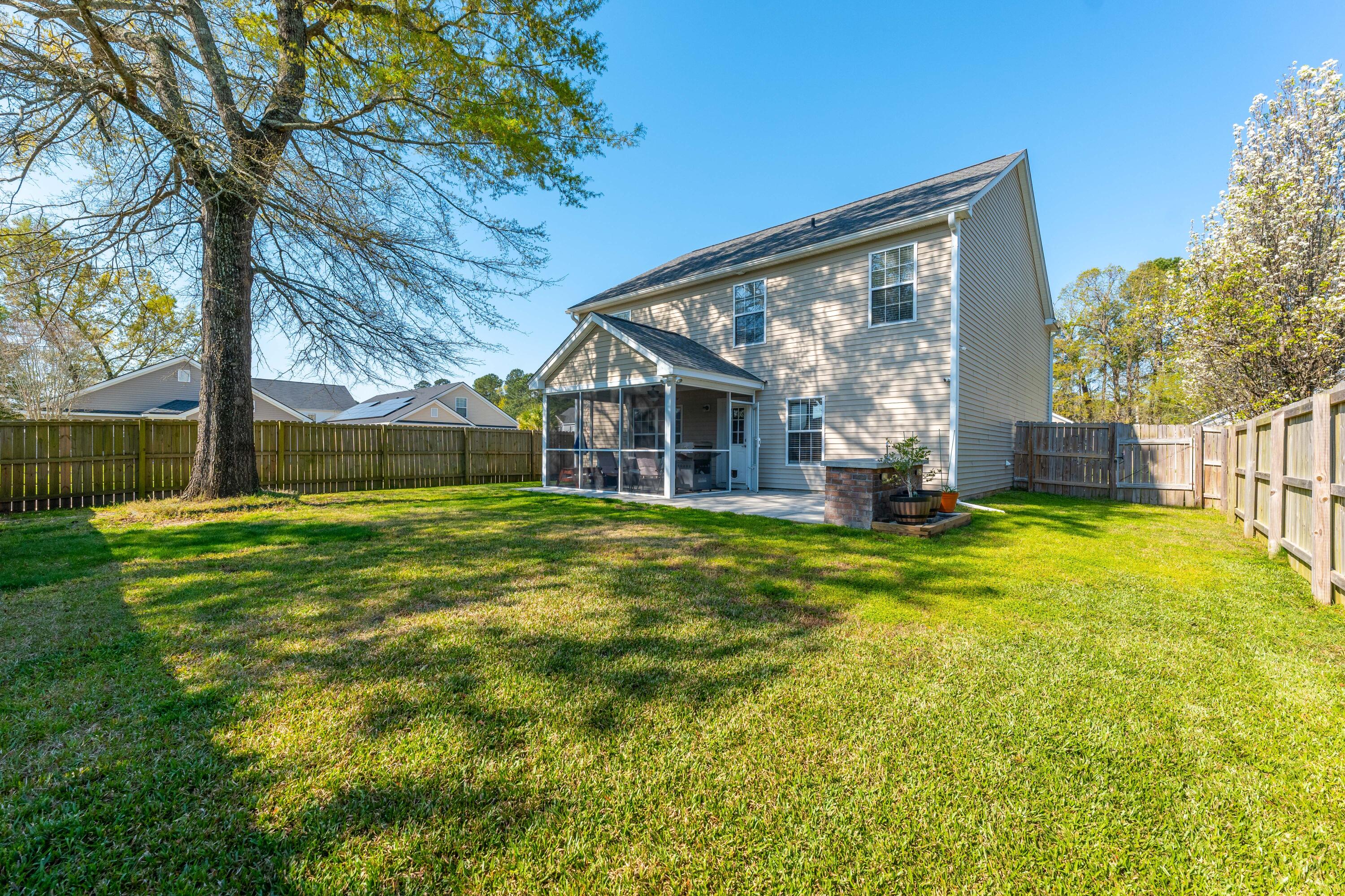 124 Thistle Road Goose Creek, SC 29445 - Photo 14 of 47 P1030146