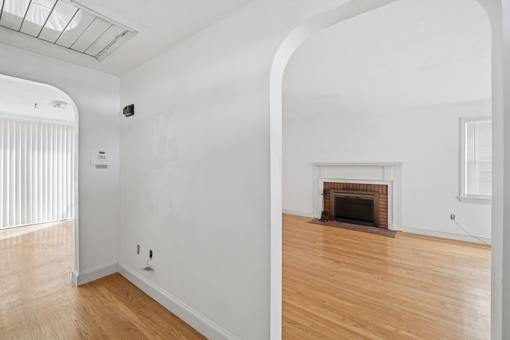 15 Kingoke Lane Springfield, MA 01129 - Photo 14 of 24