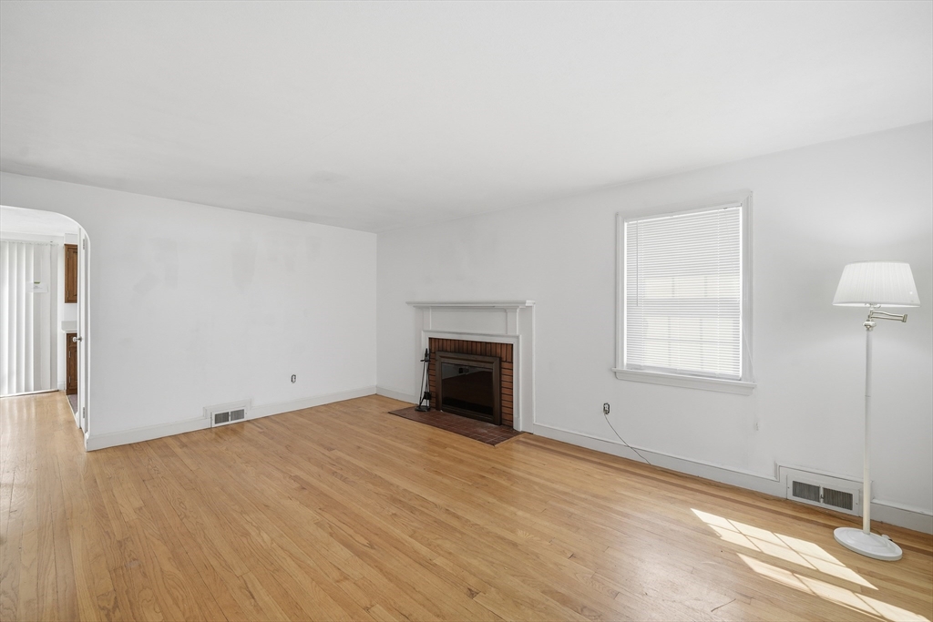 15 Kingoke Lane Springfield, MA 01129 - Photo 15 of 24