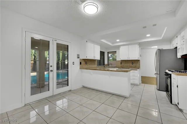 $3,000 | 2812 Waterview Drive, Las Vegas, NV 89117