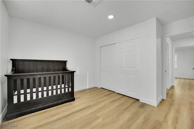 $3,000 | 2812 Waterview Drive, Las Vegas, NV 89117