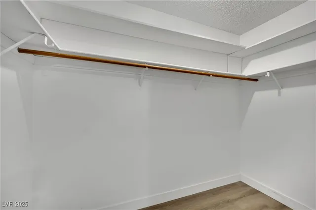 $3,000 | 2812 Waterview Drive, Las Vegas, NV 89117