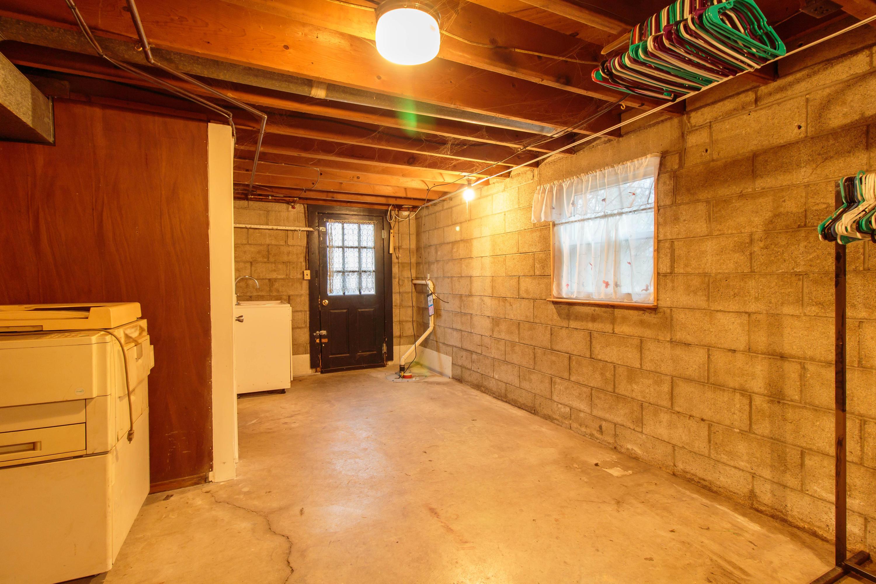 3410 Fisher Road Columbus, OH 43204 - Photo 15 of 27 Gallery Image 15