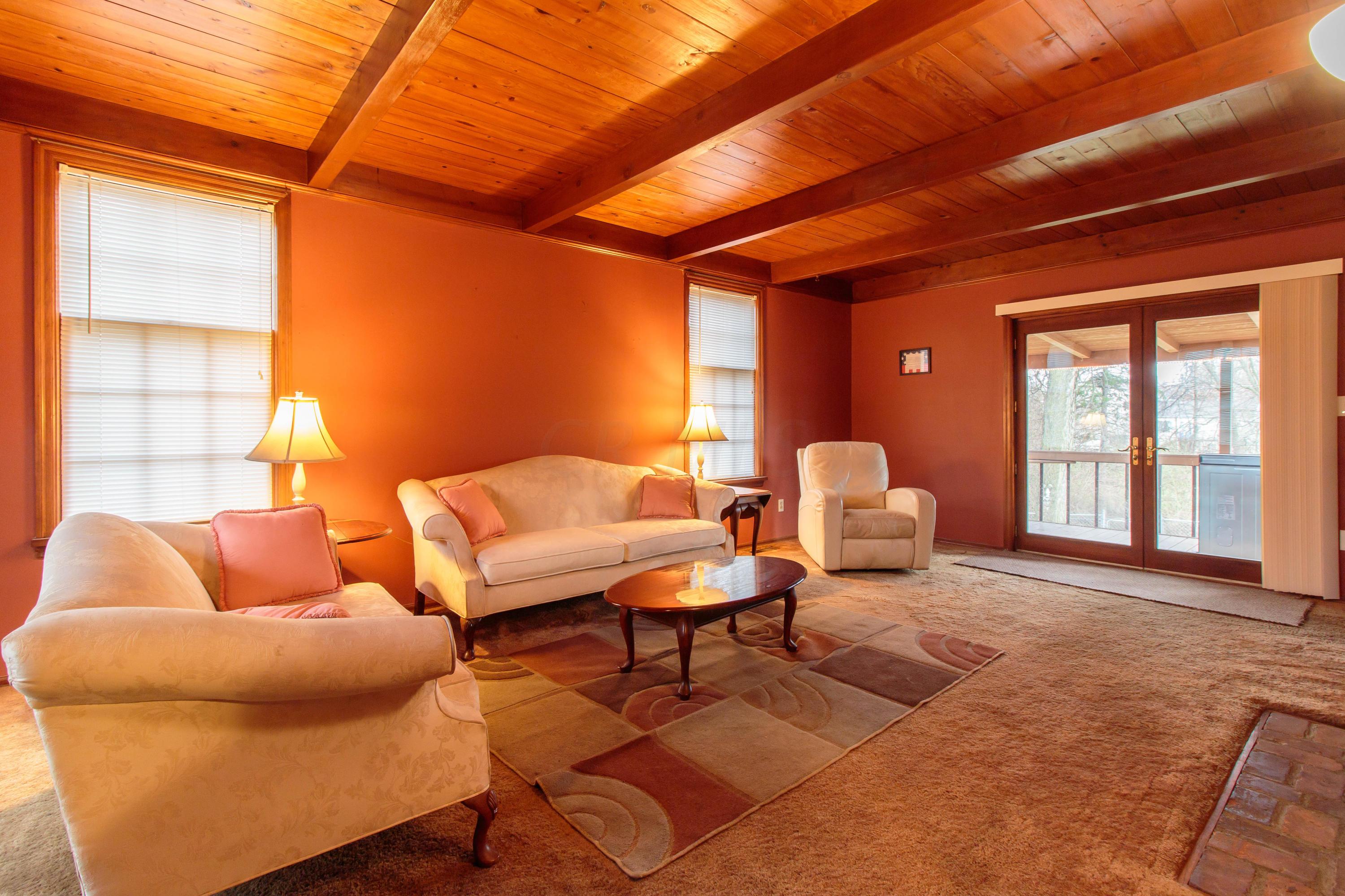 3410 Fisher Road Columbus, OH 43204 - Photo 3 of 27 Gallery Image 3