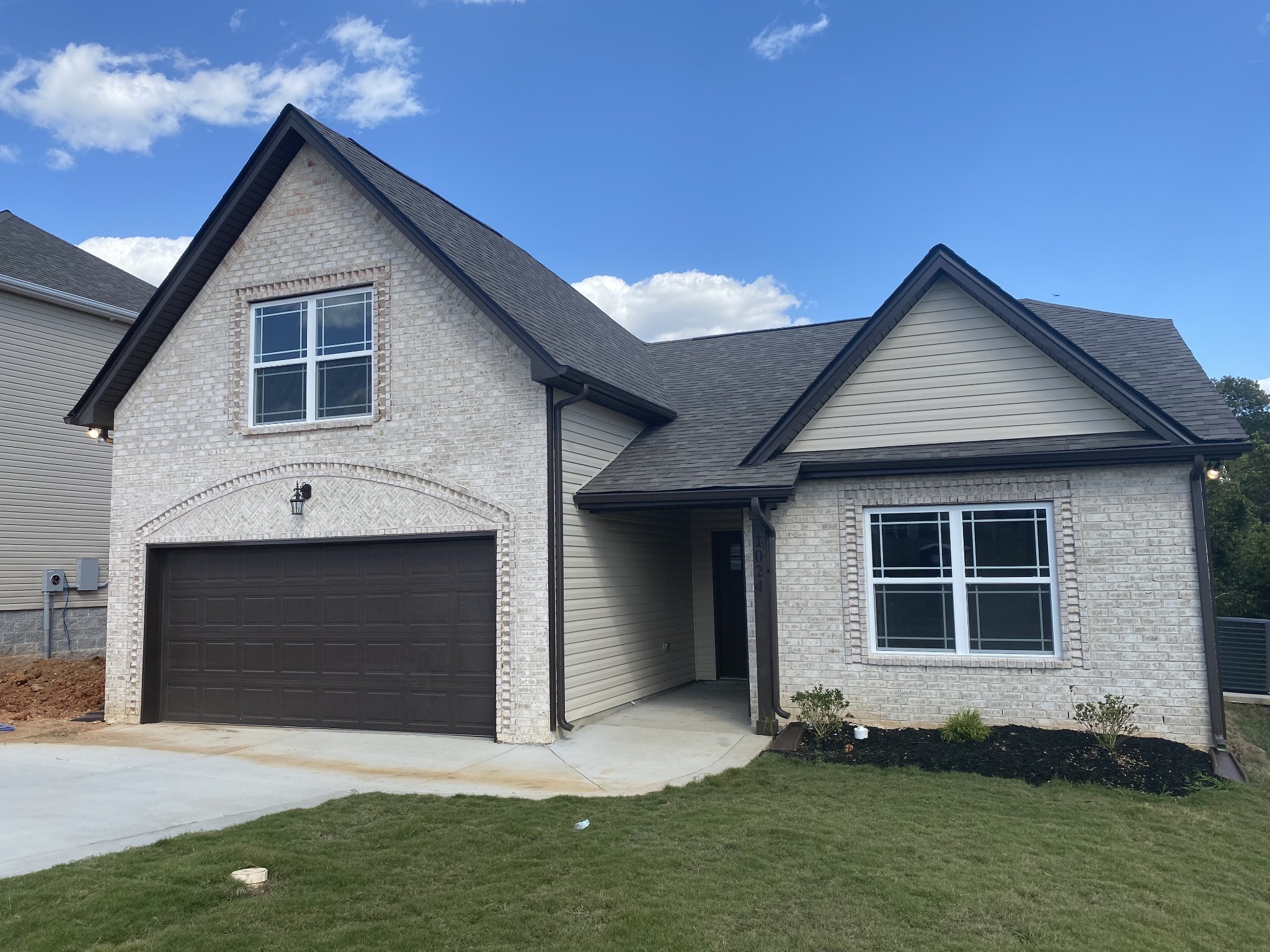 276 Fieldstone Lane Springfield, TN 37172 - Photo 2 of 18 a front view of a house with a yard