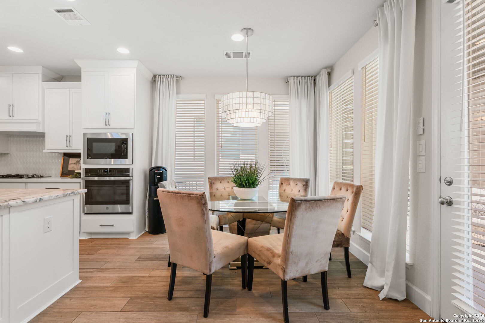 303 Navarro Boerne, TX 78006 - Photo 22 of 38