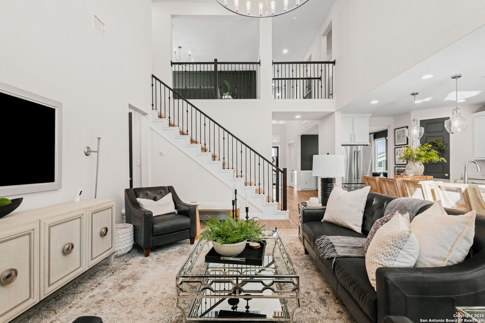 303 Navarro Boerne, TX 78006 - Photo 9 of 38