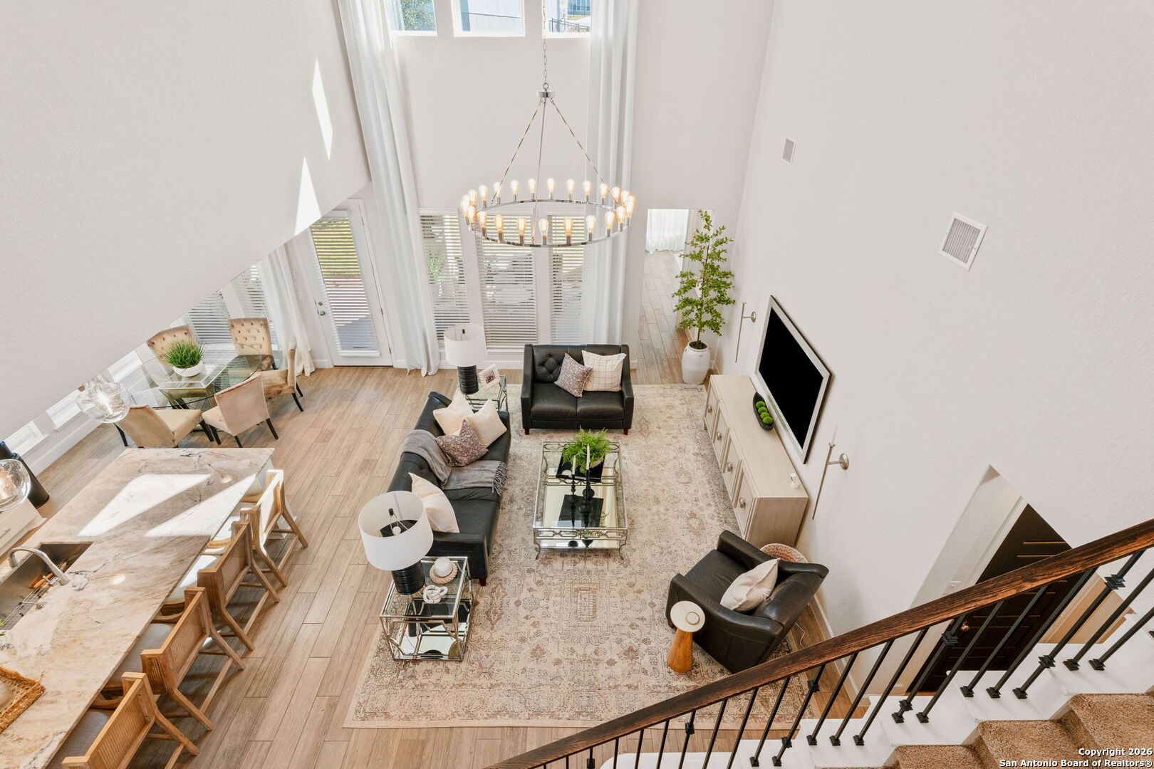 303 Navarro Boerne, TX 78006 - Photo 10 of 38