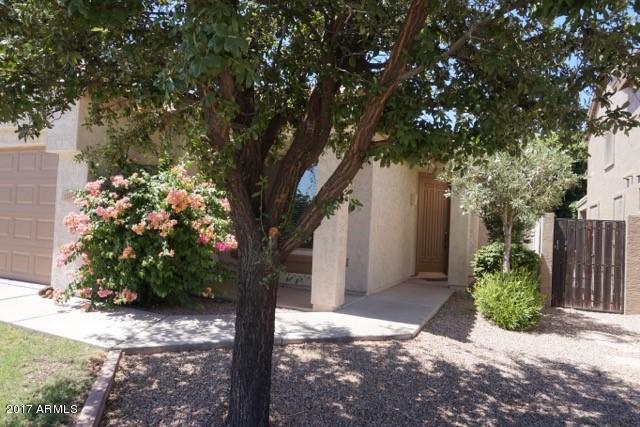 1146 East Ranch Court Gilbert, AZ 85296 - Photo 3 of 18 front3