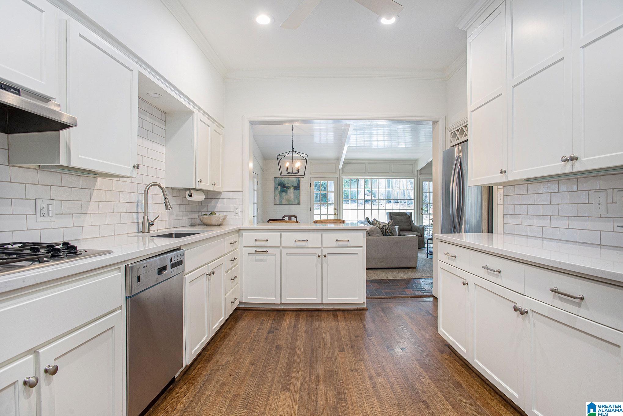 2905 Surrey Road Birmingham, AL 35223 - Photo 17 of 49