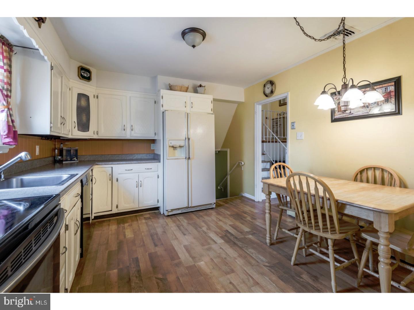 609 Kneedler Road North Wales, PA 19454 - Photo 7 of 24 Kitchen