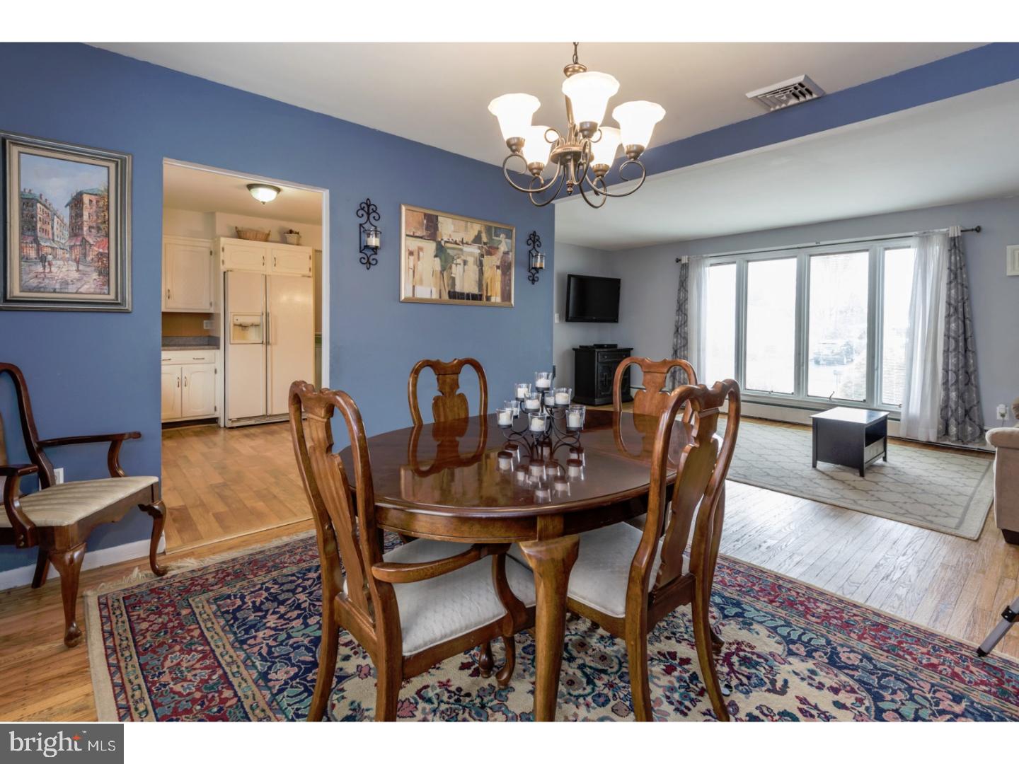 609 Kneedler Road North Wales, PA 19454 - Photo 8 of 24 Dining Room