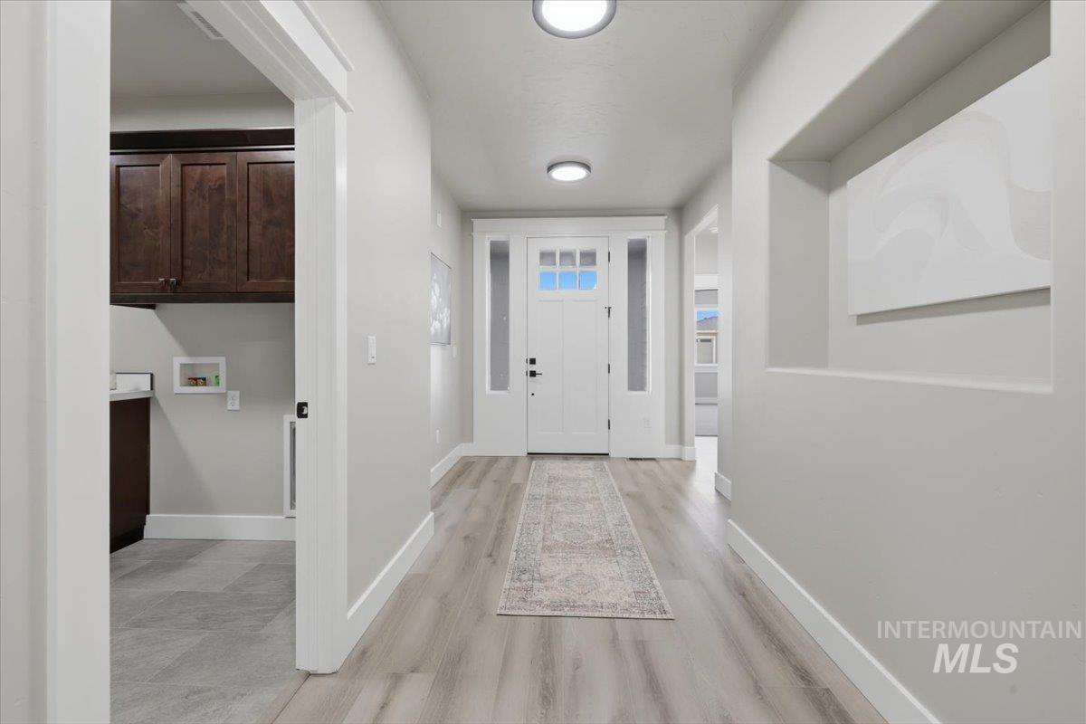 1709 Kayak Road Emmett, ID 83617 - Photo 3 of 38