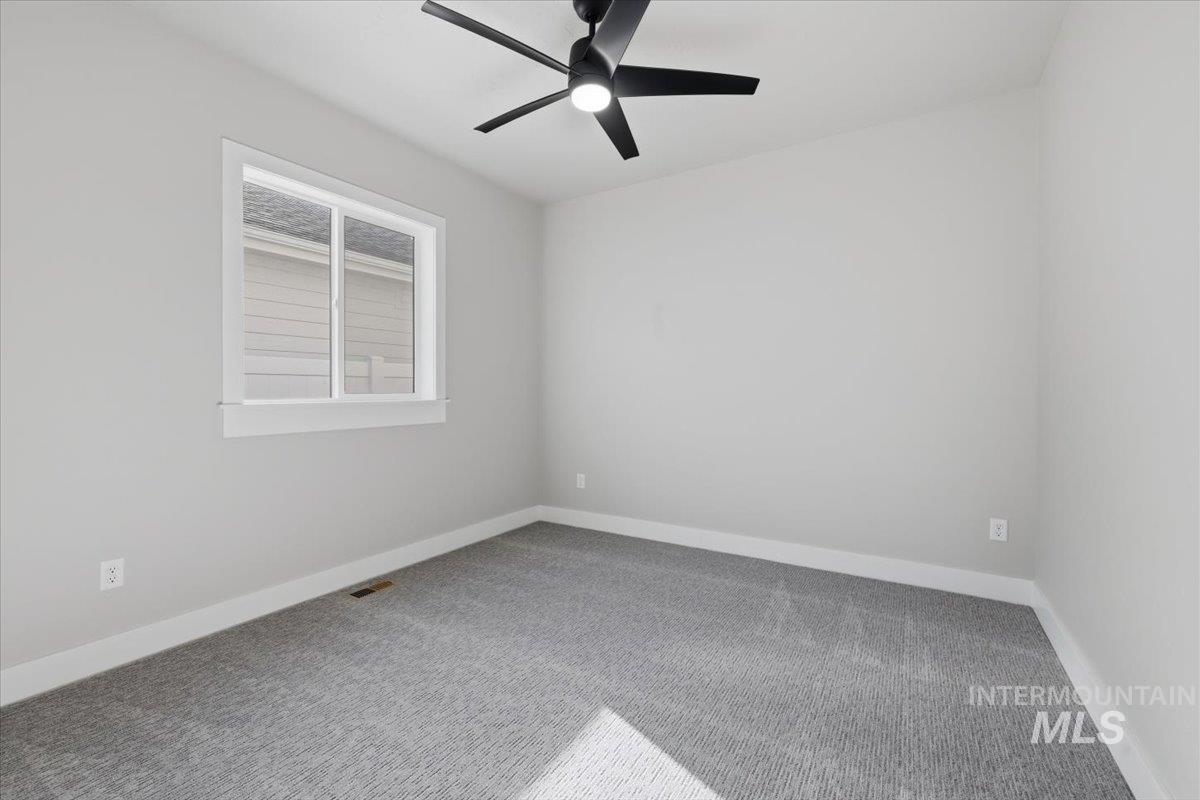 1709 Kayak Road Emmett, ID 83617 - Photo 8 of 38