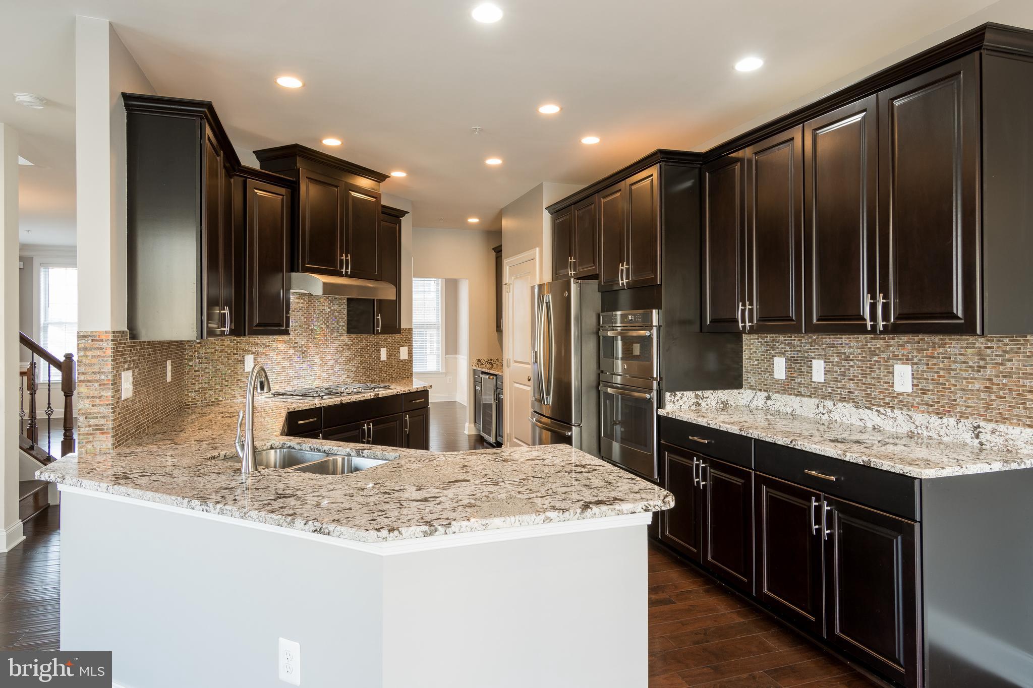 2501 Cherry Tree Road Hanover, MD 21076 - Photo 2 of 39