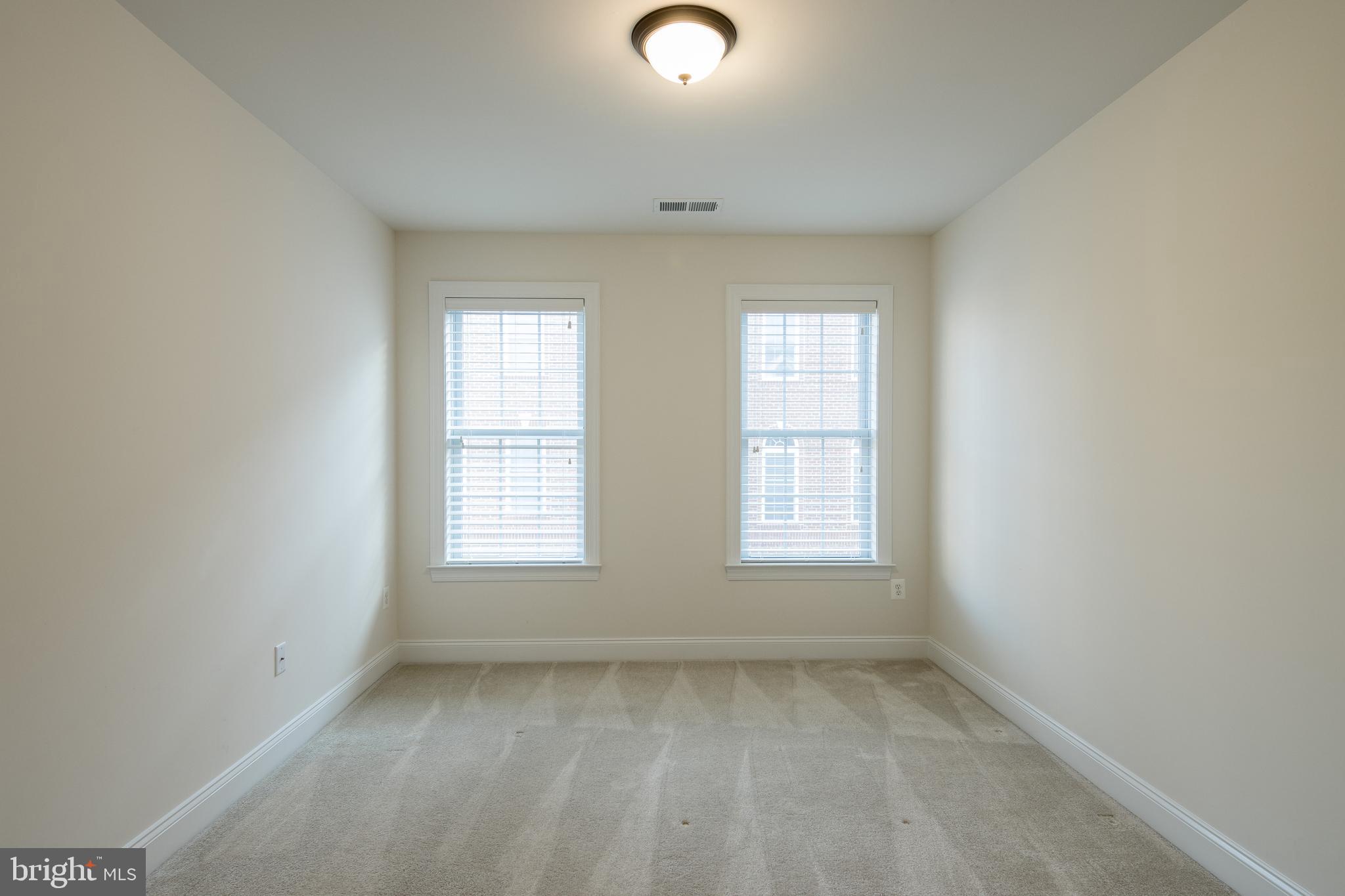 2501 Cherry Tree Road Hanover, MD 21076 - Photo 30 of 39