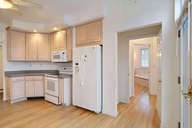 $1,595,000 | 1 River Farm Road, York, ME 03909