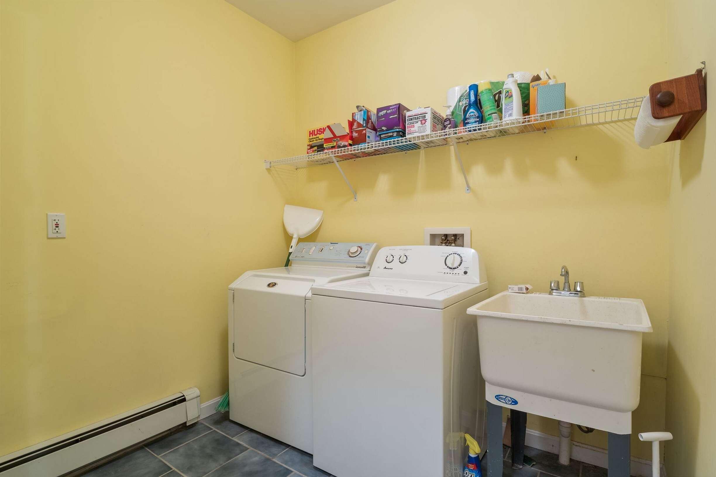 1 River Farm Road York, ME 03909 - Photo 27 of 42 1st Floor Laundry