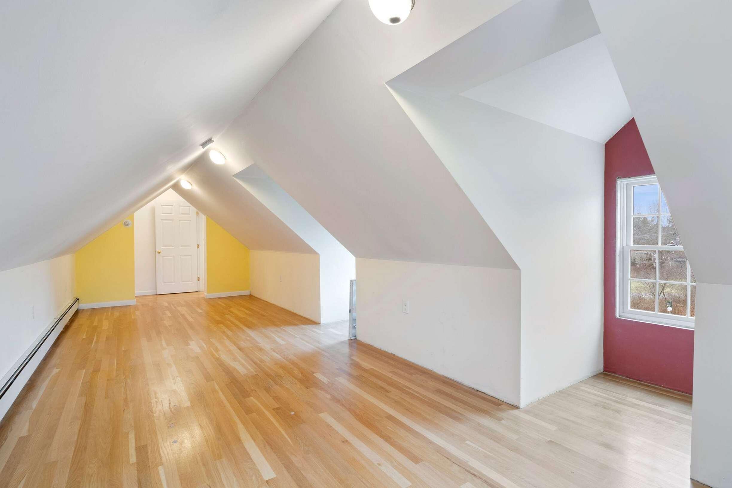 1 River Farm Road York, ME 03909 - Photo 38 of 42 Bonus room