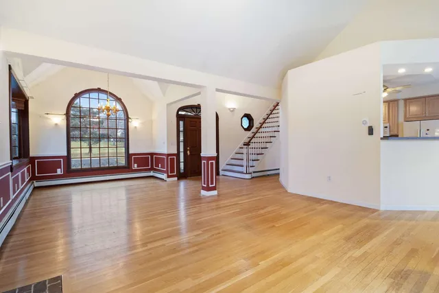 $1,595,000 | 1 River Farm Road, York, ME 03909