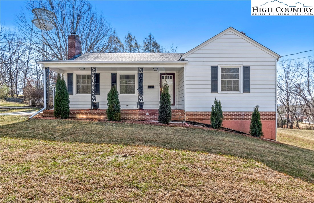 131 Young Street Elkin, NC 28621 - Photo 1 of 39