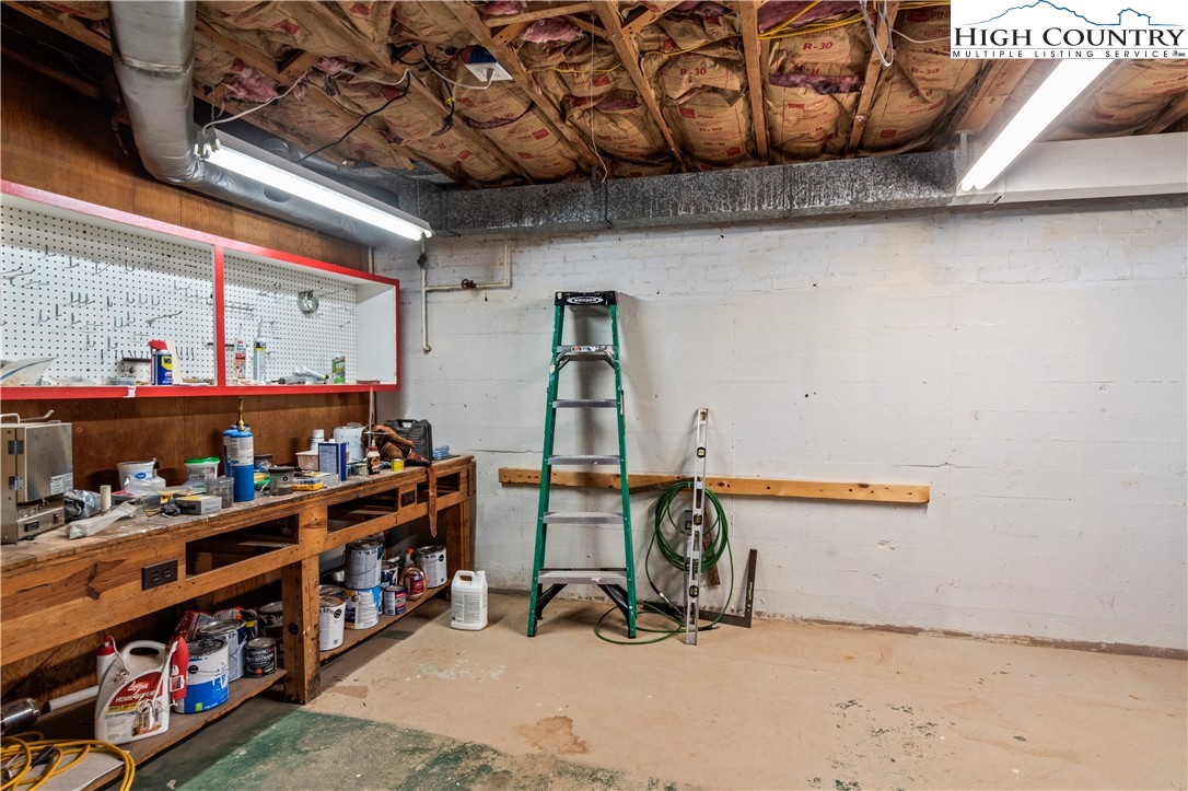 131 Young Street Elkin, NC 28621 - Photo 31 of 39