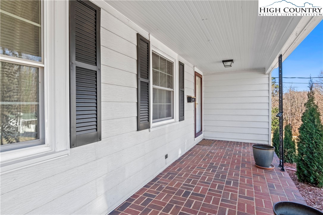 131 Young Street Elkin, NC 28621 - Photo 34 of 39