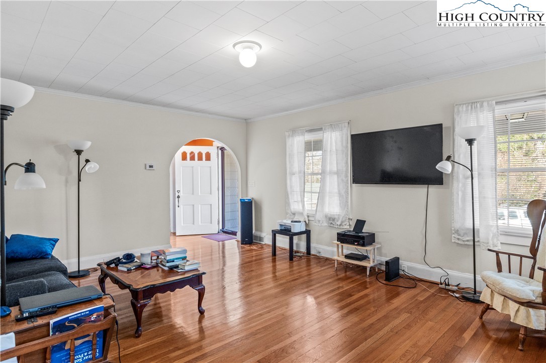 131 Young Street Elkin, NC 28621 - Photo 6 of 39