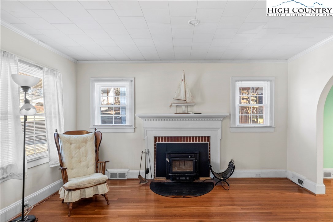 131 Young Street Elkin, NC 28621 - Photo 8 of 39