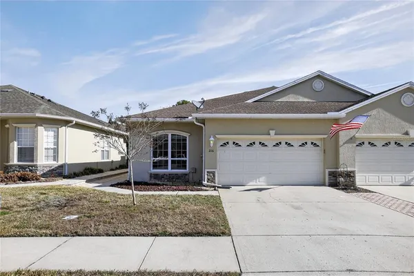 $329,900 | 216 Lamonte Pointe Circle, DeBary, FL 32713