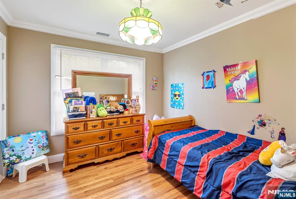 302 Tenafly Road Tenafly, NJ 07670 - Photo 12 of 19