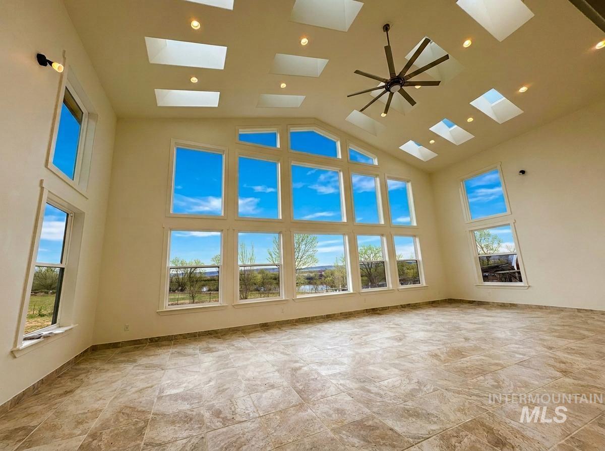 25792 River Road Grand View, ID 83624 - Photo 17 of 47