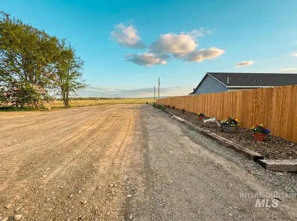 $1,480,900 | 25792 River Road, Grand View, ID 83624