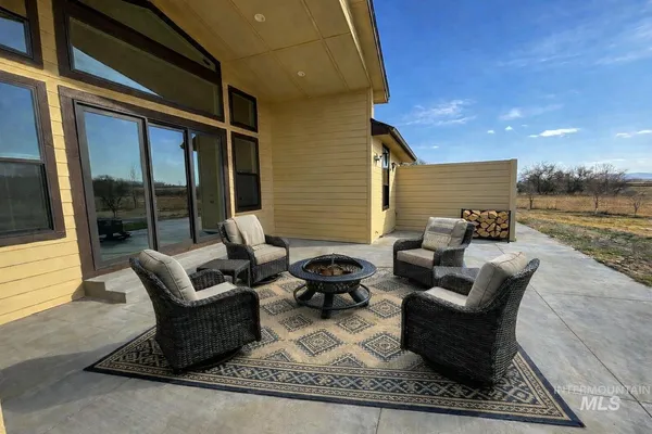 $1,480,900 | 25792 River Road, Grand View, ID 83624