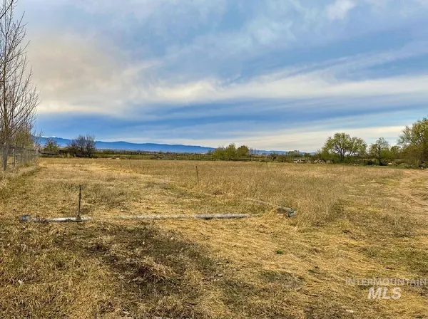 $1,480,900 | 25792 River Road, Grand View, ID 83624