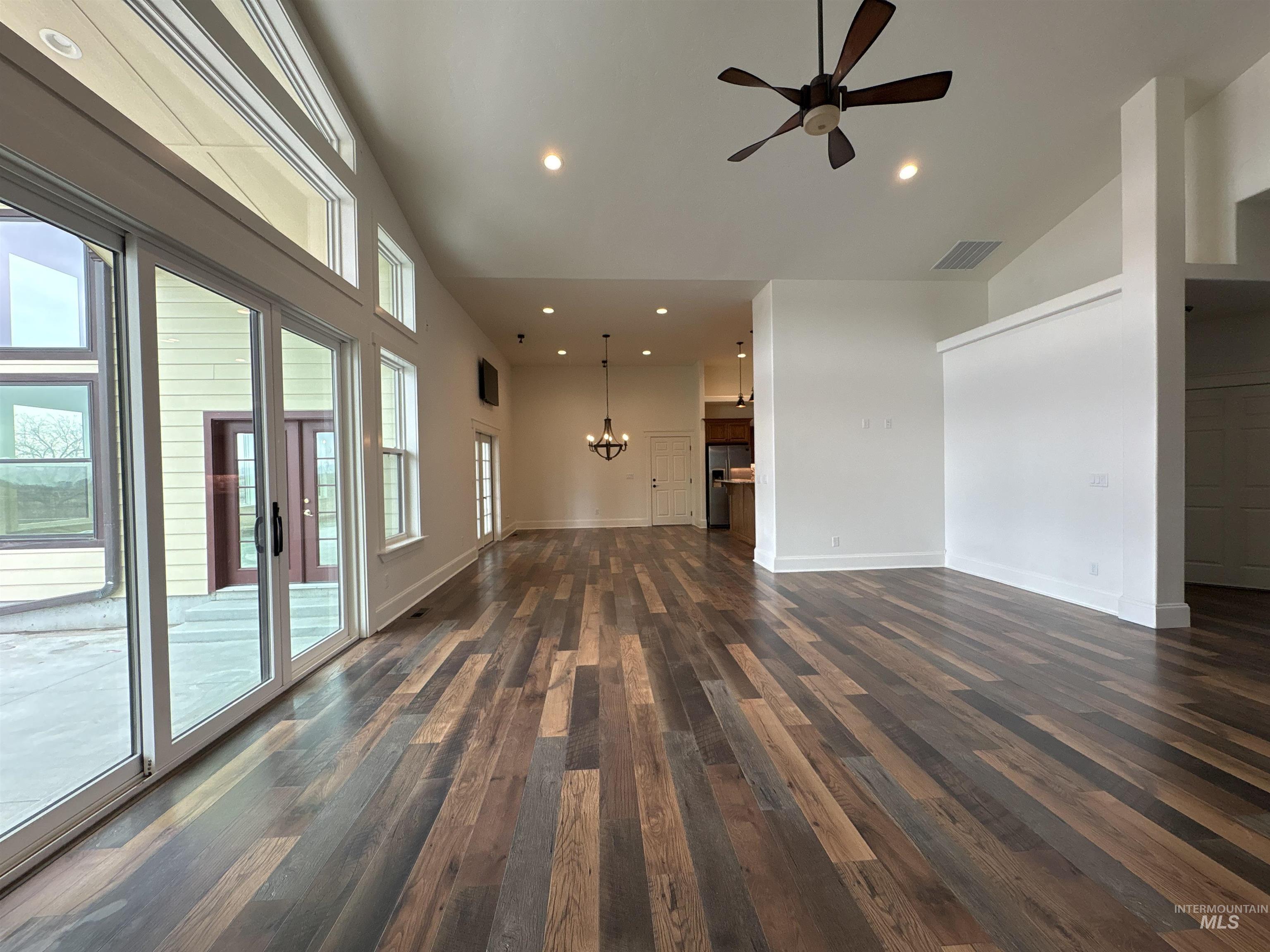 25792 River Road Grand View, ID 83624 - Photo 8 of 47