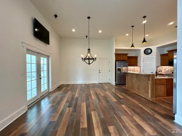 $1,480,900 | 25792 River Road, Grand View, ID 83624