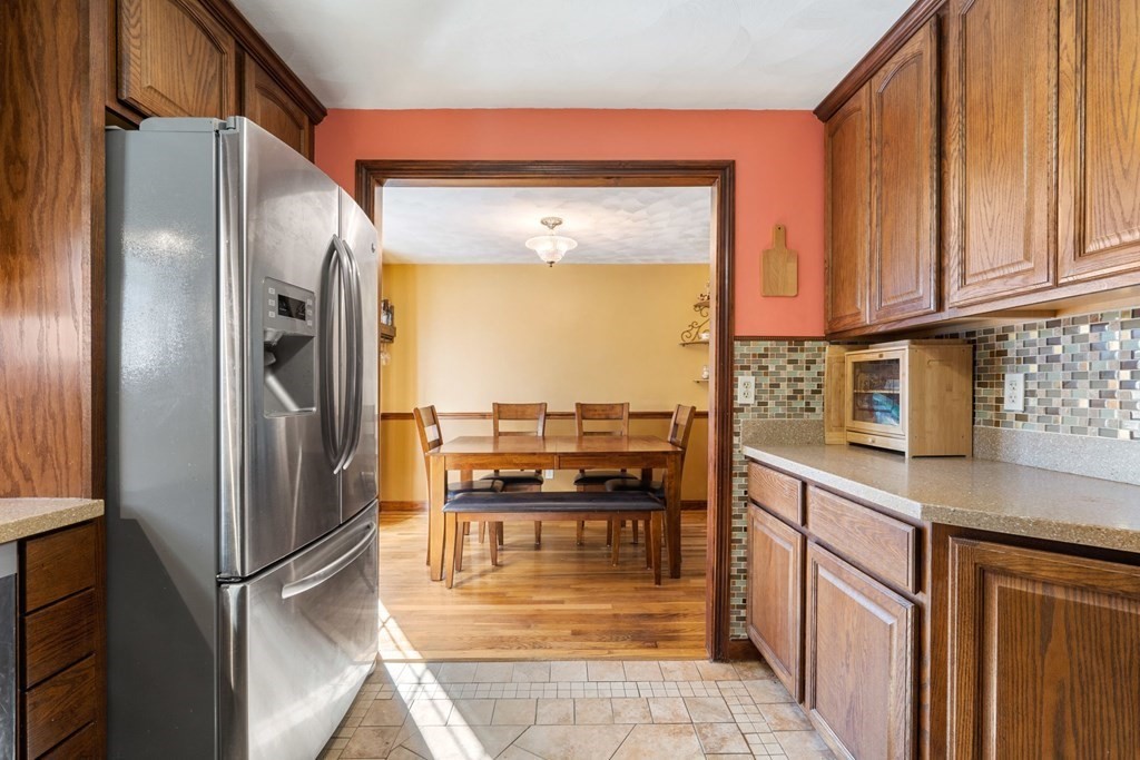 43 Standish Road Bellingham, MA 02019 - Photo 11 of 41 Gallery Image 11