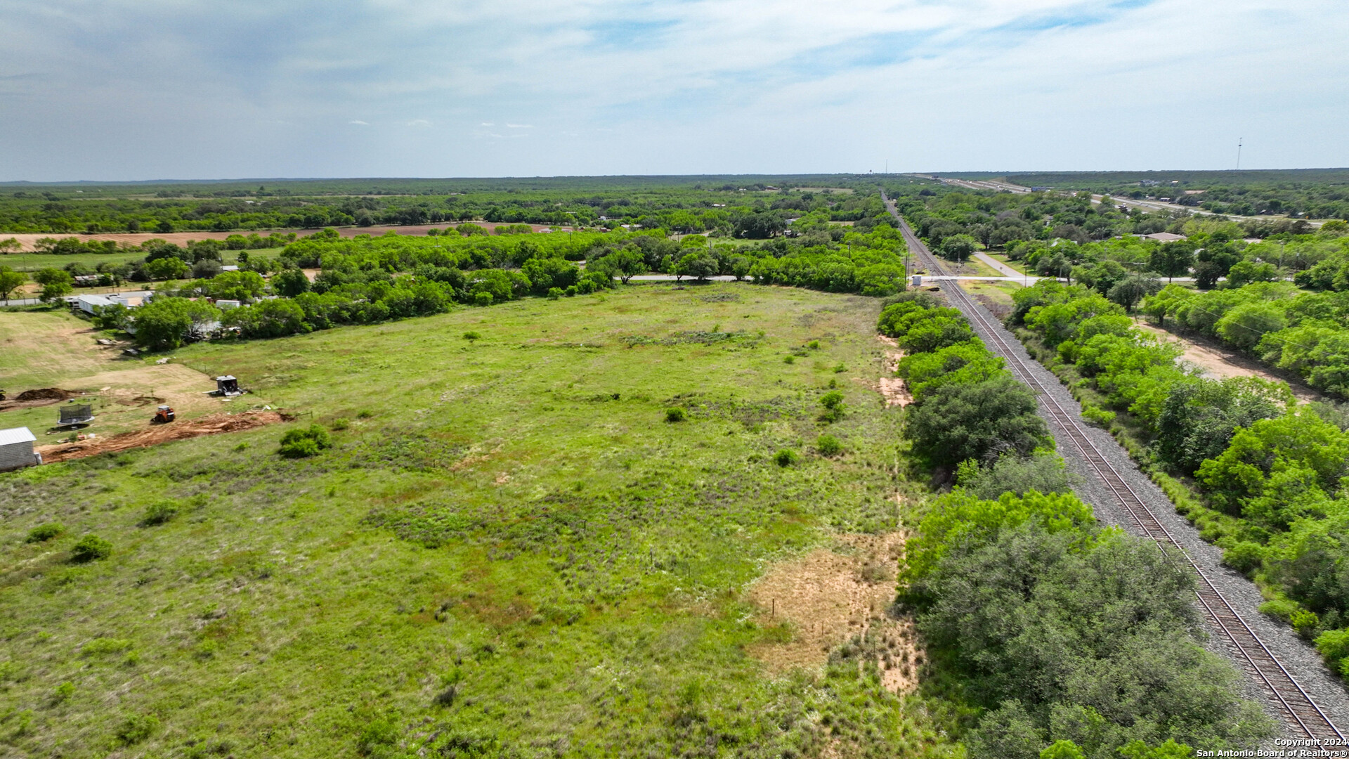 1 East Fm 462 Moore Tx