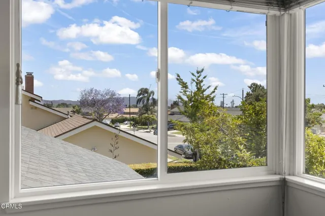 $1,100,000 | 124 Reddington Court, Camarillo, CA 93010