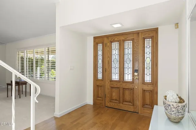 $1,100,000 | 124 Reddington Court, Camarillo, CA 93010