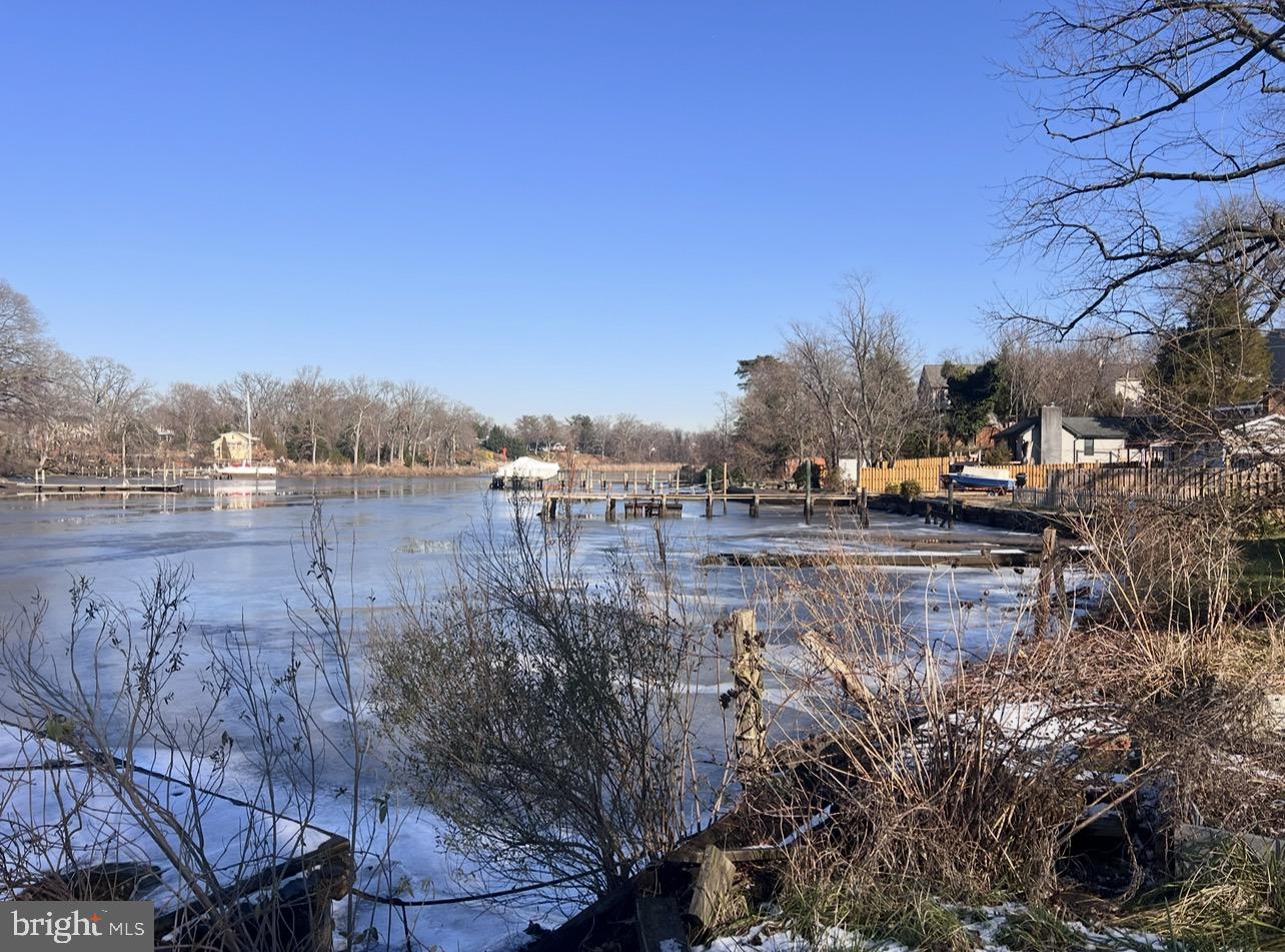 13 Beach Road Glen Burnie, MD 21060 - Photo 20 of 20 a view of outdoor space and city view
