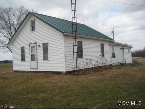 171 Sandridge Road Waterford, OH 45786 - Photo 5 of 16 Gallery Image 5