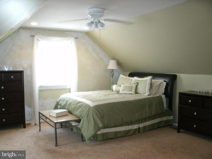 218 Countiss Avenue Lindenwold, NJ 08021 - Photo 8 of 24 Bedroom
